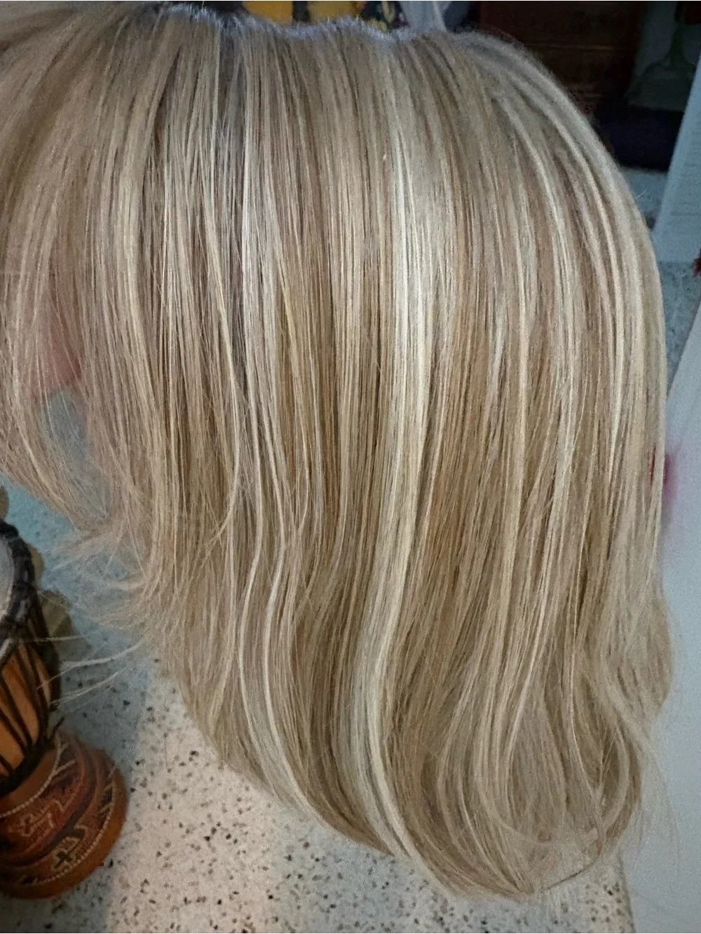 RAQUEL WELCH Heat Friendly Blonde, BISCUIT, BOB cut Wig! Center mono part. Bangs